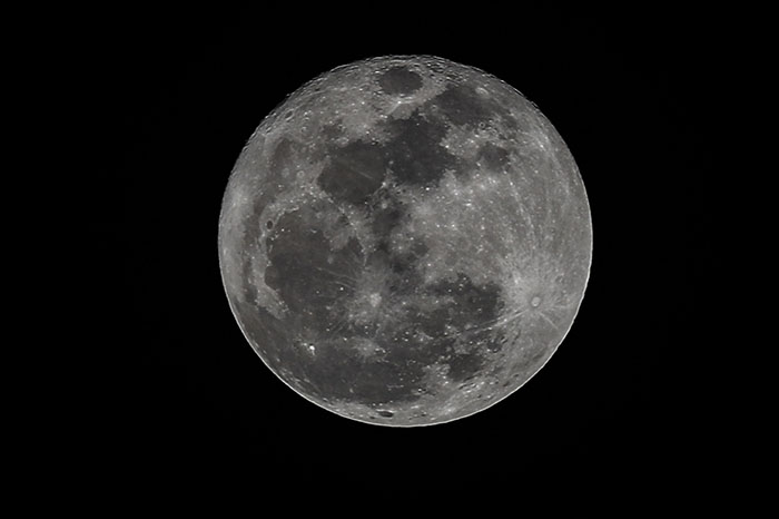 Así se vio la súper luna en distintas partes del mundo