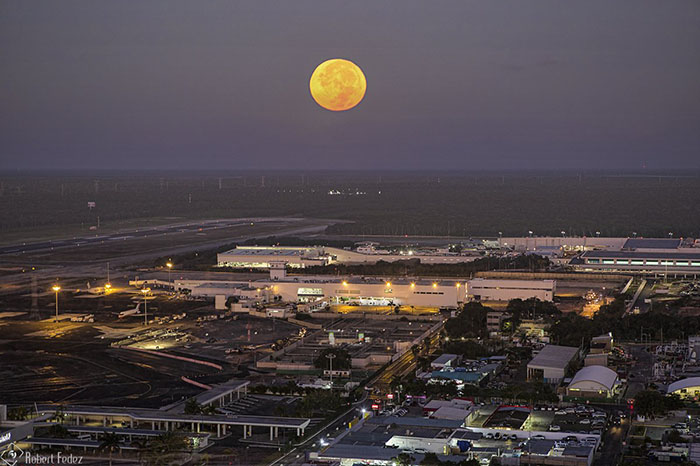 Así se vio la súper luna en distintas partes del mundo