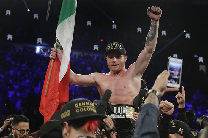 canelo se impone en las vegas