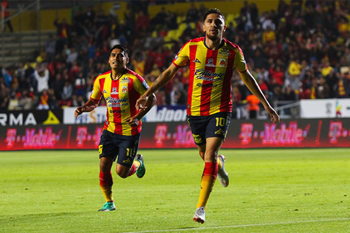 Monarcas en partido