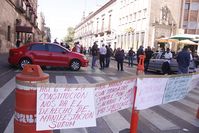 Foto, Samuel Herrera Jr.